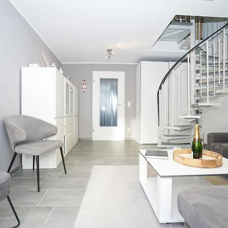 Moewe Apartment